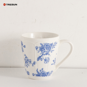 Juego de Vajilla de Porcelana de Cerámica con Diseño Floral Clásico Blanco y Azul, 16 Piezas, para 4 Personas, Apto para Congelador y Microondas - Product Image 4