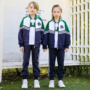 Ensemble de vêtements pour bébé fille, variété de styles différents - Product Image 2