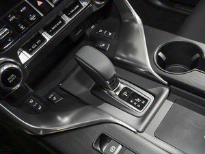 LX570 SUV de taille grand format à essence haut de gamme |   Spacieux pour les voyages internationaux de luxe en famille - Product Image 6