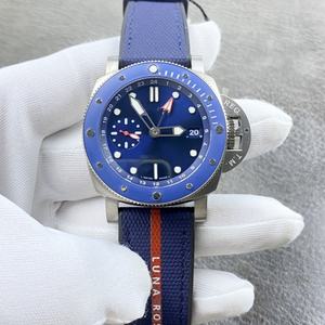 Reloj VSF de Alta Calidad PAM 1507 Equipado con Movimiento Automático P.900, Caja de Titanio de 42 mm, Super Luminoso, con Esfera Plateada - Product Image 1