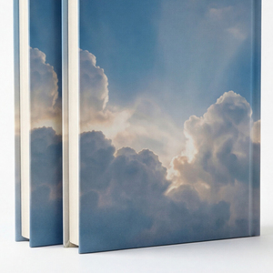 Impresión de Libros de Alta Calidad con Tapa Dura Cuadrada, Encuadernación Cosida, Papel Recubierto, Laminación de Película, Novela Profesional en Inglés - Product Image 5