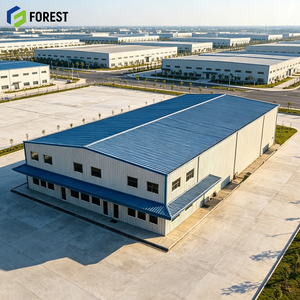Entrepôt commercial modulaire à grande portée en structure d'acier, assemblage rapide, pour distribution de marchandises lourdes - Product Image 1