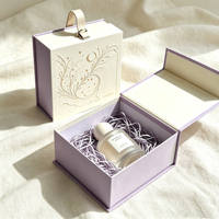 Boîte cadeau cosmétique rigide écologique faite à la main avec poignée, motif céleste gaufré personnalisé, papier déchiqueté, pour flacon de parfum
