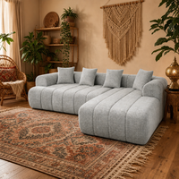 OEM ODM Sofa Modular Modern Abu-abu Muda Berbahan Kain dengan Detail Channel Tufted, Produsen Profil Rendah, Grosir Langsung dari Pabrik