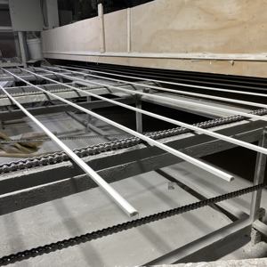 Plinthe de moulage petite taille FJ blanche apprêtée - Product Image 4