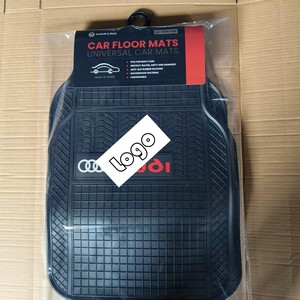 Alfombrillas Universales para Automóvil de Diseño de Marca de Alta Gama, Juego de 4 Piezas de PVC Antideslizante - Product Image 1