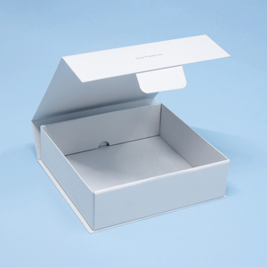 Custom Luxury Cosmetic Box Recycled Folding <b>Paper</b> <b>Packaging</b> With Magnetic Closure Gold Foil Embossing Stamping for Gifts - Product Image 4