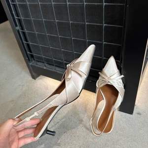 Zapatos de Novia Elegantes y Sensuales con Correa en el Tobillo, Punta Francesa, Tacón Bajo y Lazo, Zapatos de Tacón Alto para Mujer - Product Image 5