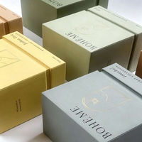 Boîte cadeau en papier recyclable avec logo personnalisé, écologique, parfumée, avec doublure en éponge rigide, petit MOQ, emballage pour pot de bougie