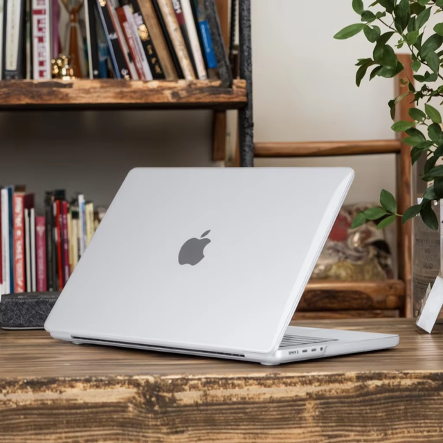 Laptop Case for MacBook Pro 14.2 Inch M5 M4 M3 M2 A3426 A3427 A2442 A2779 A2918 A2992 A3112 A3185 A3401 Crystal Clear Hard Shell