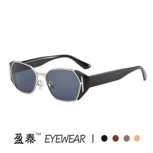 <b>Small</b> Ice Cube Y2K Square <b>Frame</b> <b>Sunglasses</b> Women's Retro UV400 Protection Black Metal Plastic <b>Frame</b> 2025 Trendy Style - Product Image 2