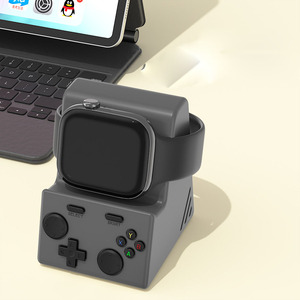 レトロゲームプレーヤーデザインのシリコン製充電スタンドドック（<span class=keywords><strong>Apple</strong></span> <span class=keywords><strong>Watch</strong></span>全シリーズ対応） - Product Image 1