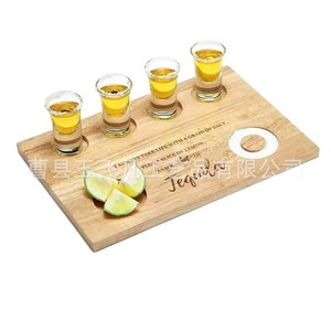 Bandeja de madera maciza para bebidas de 30x20cm con soportes para vasos de chupito para servir en fiestas de degustación de tequila - Product Image 5