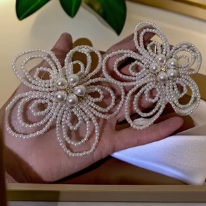 Korean High-End Elegant Pearl Flower Side <b>Clip</b> Hair Accessories Women's European and American Style Metal <b>Bow</b> Hairpin Party - Product Image 2