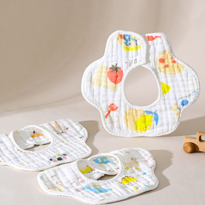 Bavaglini per Neonati in Mussola a 6 Strati di Puro Cotone, Ecologici, con Motivi Cartoon, Fascia Ventrale e Bottone Rotante a 360 Gradi - Product Image 1