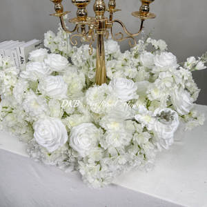 Guirnalda artificial blanca de nuevo diseño de fábrica DKB, corona de rosas blancas artificiales de alta calidad para decoración de bodas - Product Image 3