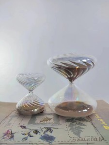 Vente en gros <span class=keywords><strong>sablier</strong></span> créatif en verre soufflé à la main <span class=keywords><strong>sablier</strong></span> 5 minutes en couleur arc-en-ciel design rayé décoration de table - Product Image 4