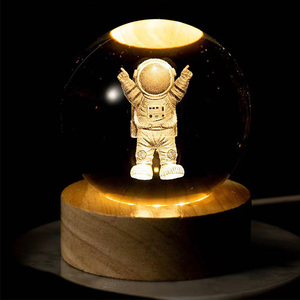 <span class=keywords><strong>Bola</strong></span> de cristal 3D Planeta de cristal luz nocturna con base de madera USB Led luz nocturna <span class=keywords><strong>bola</strong></span> de cristal lámpara de mesa - Product Image 1