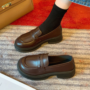 Zapatos de Tacón Medio Cómodos de Piel de Vaca para Mujer, Mocasines Modernos y Versátiles, Hechos en China - Product Image 1