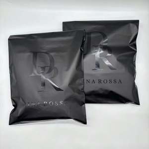 Enveloppes d'expédition en polymailleur biodégradable noir mat avec logo personnalisé, sacs d'expédition pour vêtements, sacs d'emballage pour vêtements - Product Image 2