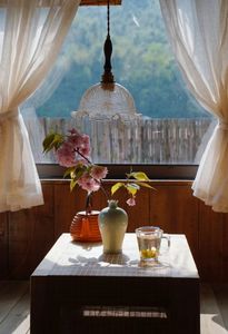 Lampadario in Vetro Creativo Moderno Semplice Lussuoso Piccolo e Caldo Personalizzato con Telecomando LED per Camera da Letto - Product Image 3