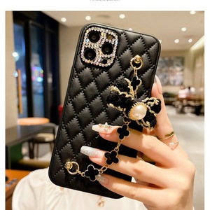 Étui en cuir d'agneau à motif diamant XP986 pour Apple 16 Pro Max, strass iPhone 12 <span class=keywords><strong>Clover</strong></span> XS/14 Soft 13 Nouveau modèle - Product Image 2