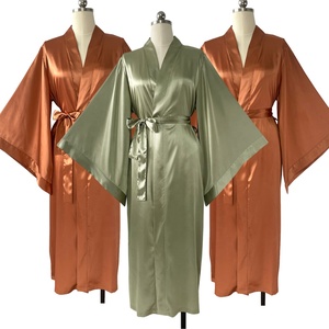 Kimono da Sposa in Raso di Seta Lussuoso e <span class=keywords><strong>Sexy</strong></span> Taglie Forti, Scollo a V, Morbido, Tinta Unita, Maniche Larghe, Lungo, Rosa Pallido, per Tutte le Stagioni, Disponibile - Product Image 1