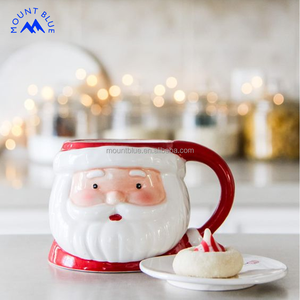 Juego de Tazas de Cerámica Navideñas con Diseño de Santa Claus, Directo de Fábrica, con Chocolate Caliente, Malvaviscos y Bastones de Caramelo - Product Image 2