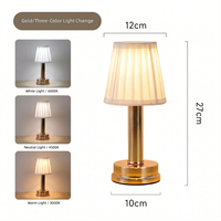 Lámpara de Escritorio Moderna Dorada, Recargable Tipo C, LED Regulable con Pantalla de Tela para Dormitorio, Mesita de Noche, Decoración del Hogar