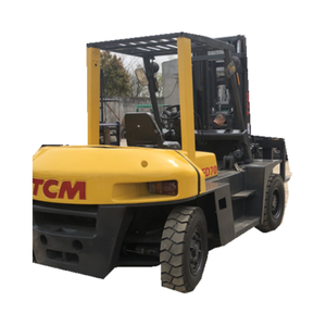 High Quality Japan Made <b>Used</b> 7 Ton Komatsu 70 Forklift TCM70 Diesel 4WD Solid Tire Rough Terrain Lifting Machine Mechanical - Product Image 1