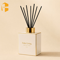 FUBEI LIVING Bouteille diffuseur de parfum carrée de luxe en céramique blanche avec bouchon électroplaqué doré, récipient vide pour diffuseur d'arômes