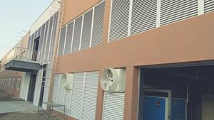 Sản xuất bán buôn nhôm cố định <span class=keywords><strong>louver</strong></span> hồ sơ kiến trúc phèn đùn lưỡi/mù phèn không ướt xả louvers - Product Image 3