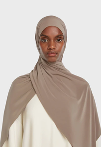 新着リキッドジャージーヒジャブ良いステッチングロール裾赤ちゃんニートステッチ非透明で、イスラム教徒の女性のための微妙なシャイン - Product Image 4