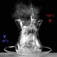 Ensemble de tasses à thé turques en verre borosilicate de haute qualité avec soucoupe et cuillère, 170 ml, résistant à la chaleur, passe au micro-ondes et au lave-vaisselle, design moderne transparent