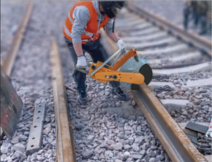 Scie à rail électrique LDC 2001, machine de découpe de rail à batterie au lithium, <span class=keywords><strong>pour</strong></span> matériaux métalliques, travaux sur voies ferrées, clips de rail - Product Image 4