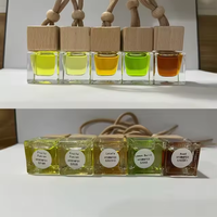 Diffuseur de désodorisant de parfum de voiture de luxe personnalisé 8ML bouteille en verre transparent couvercle en bois parfums orange citron freesia pour évent