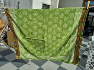 ผ้าซิ่น ผ้าปาเรโอ และผ้าพันคอ ทำจากไม้พิมพ์ลายด้วยมือแท้ ผ้าฝ้ายน้ำหนักเบา ชุดชายหาดสำหรับผู้หญิง ดีไซน์หรูหรา - Product Image 5