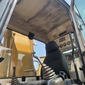 รถขุดตีนตะขาบมือสอง รุ่น 320BL ปี 2020 เครื่องยนต์คัมมินส์ 20 ตัน ความจุบุ้งกี๋ 1.2 เมตร คุณภาพสูง พร้อมวิดีโอตรวจสอบ สินค้าขายดี - Product Image 6