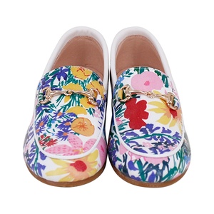 Su Ordine all'ingrosso Full Frain Slip In Pelle su Scarpe Basse Floreale Casual Fannullone Suola In Gomma - Product Image 5
