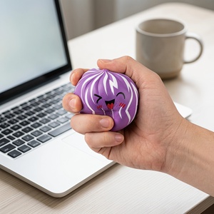 Juguete antiestrés de EVA con forma de dumpling y cara sonriente, colores arcoíris, nuevo y lindo, para niños de 5 a 7 años, caja sorpresa - Product Image 2