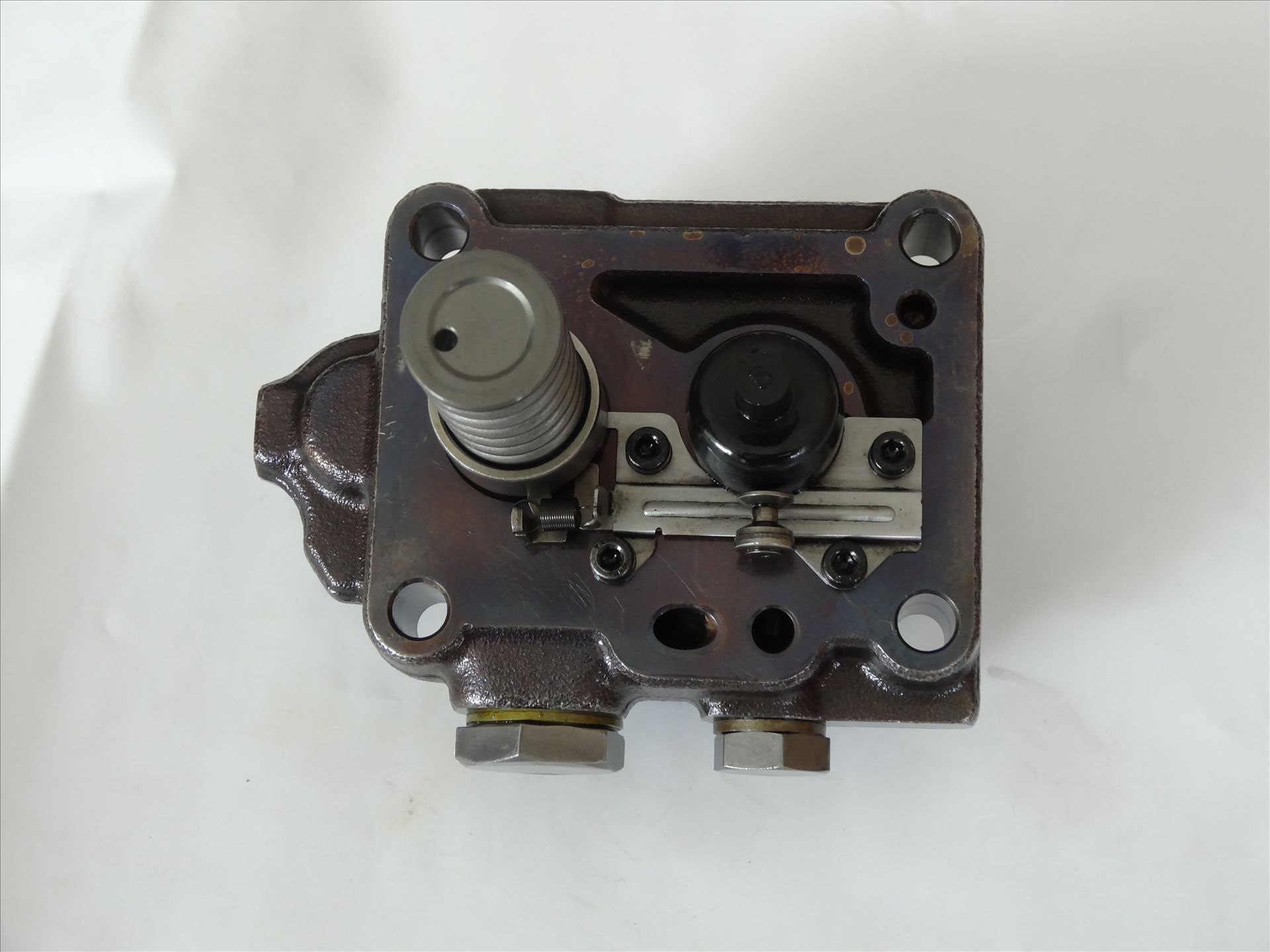 injector pump rotor HX.5 for 4TNE94,4TNV94L,4TNV98,4TNE98 4TNE88,4TNV88 pump plunger X4 fuel pump head rotor HX.4 X4 for yanmar