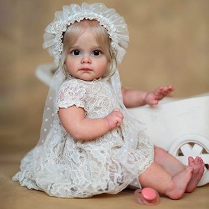 Muñeca de reencarnación de niña realista de 22 pulgadas con cuerpo suave, muñeca de imitación de bebé de vinilo. A las niñas les gustan las muñecas delicadas - Product Image 1