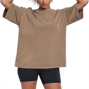 T-shirts pour femmes surdimensionnés 100% coton, 240 GSM, style vintage rétro délavé à l'acide, manches courtes, logo personnalisé OEM, style ample et baggy - Product Image 5