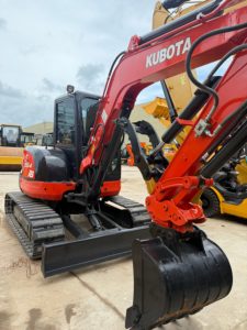 รถขุดขนาดเล็ก Kubota U55‑4 สภาพดี นำเข้าจากญี่ปุ่น น้ำหนัก 5.5 ตัน เหมาะสำหรับงานปรับปรุงบ้านและขุดร่อง - Product Image 1
