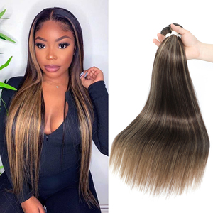 Extensions de cheveux synthétiques en vente flash, fibre premium, 24 pouces, couleur cheveux raides, lots de cheveux très vendus en Russie - Product Image 1