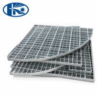 Grille de barres soudées en acier inoxydable 5 mm, supportant le poids, OEM ODM HDG Q235 pour plateformes industrielles, passerelles, grilles de villa, conception personnalisée