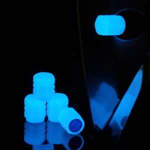 Capuchon de valve lumineux universel à visser, en caoutchouc, pour pneus de voiture, véhicules électriques, qui brillent dans le noir - Product Image 3