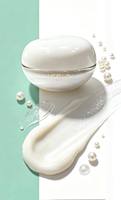 Crème Perle à Base d'Huile pour Peaux Grasses Contrôle du Sébum Purification Anti-Âge Protection Solaire SPF Fini Mat Effet Porcelaine