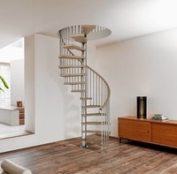 Escalier en colimaçon pour particuliers et professionnels, avec panneaux antidérapants et structure de charge optimisée aux dimensions personnalisées, vente en gros