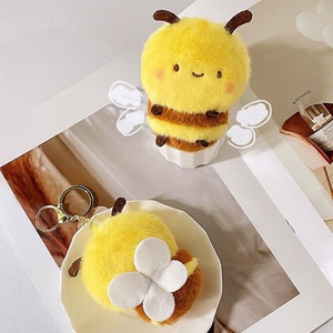 Cadeau de la journée des enseignants, les abeilles sont heureuses, porte-clés, dessin animé mignon, jouets en peluche doux, machine à griffes, poupée insecte, animal en peluche, porte-clés abeille - Product Image 5